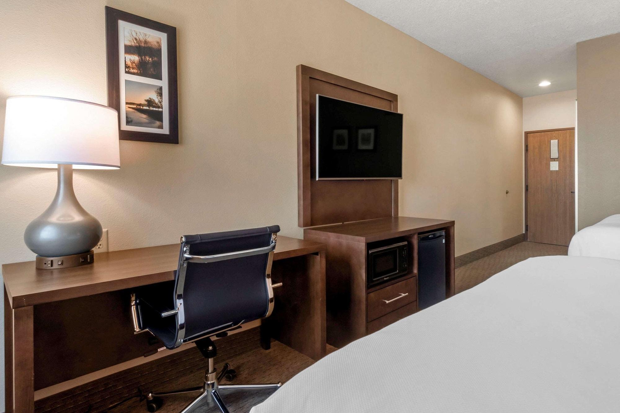 Comfort Inn & Suites Macon المظهر الخارجي الصورة
